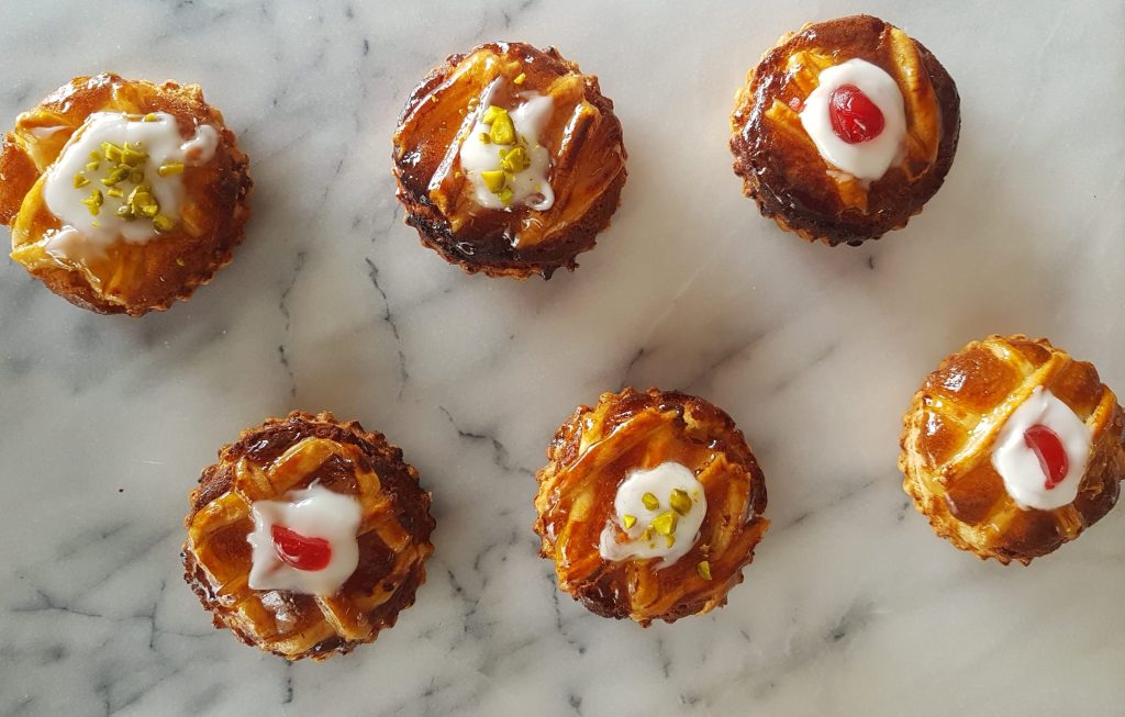 Frangipane individual cakes